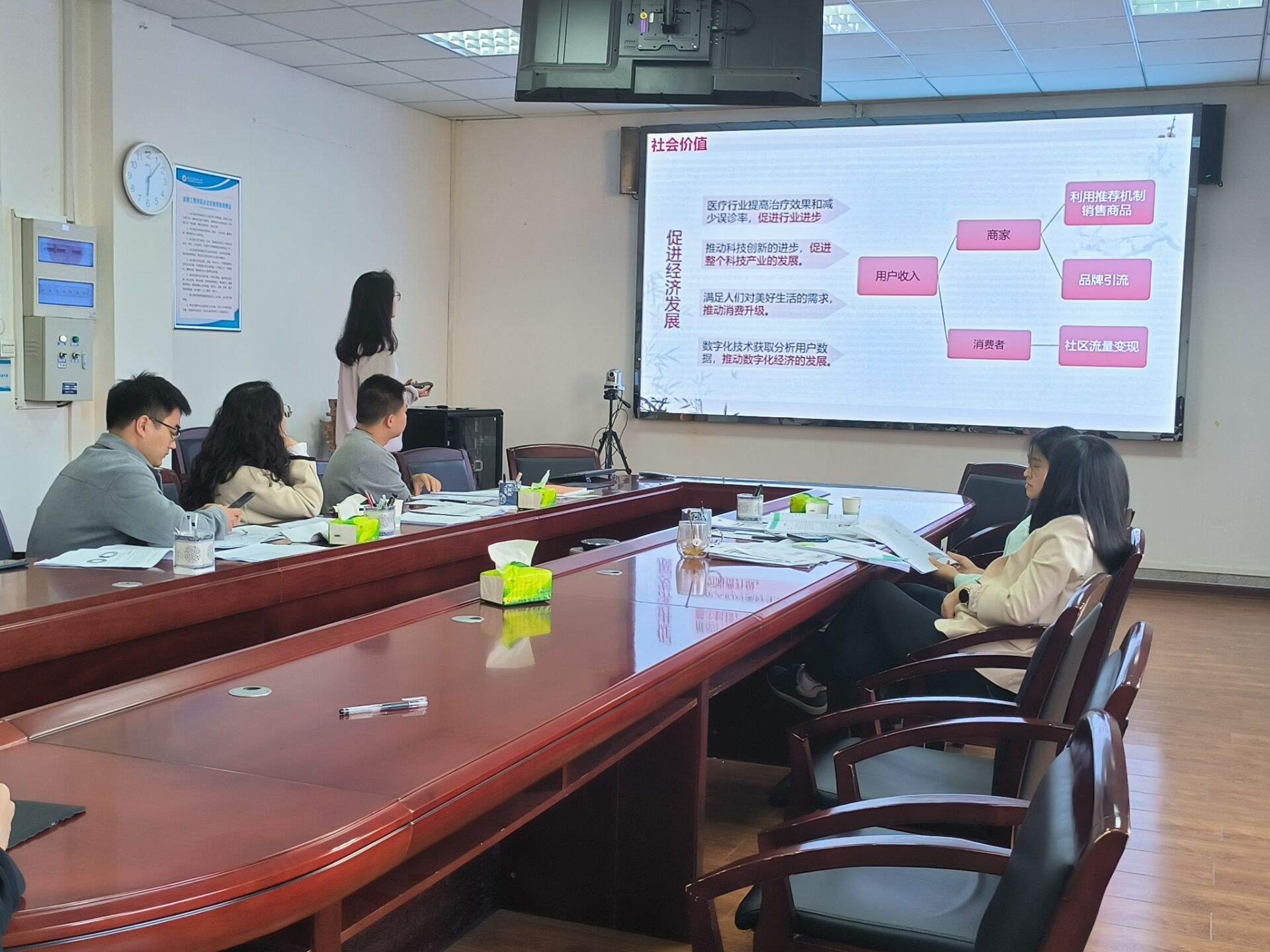 7a0359a7dcef4ef5abf6dcf9f84714db.jpg 7a0359a7dcef4ef5abf6dcf9f84714db.jpg