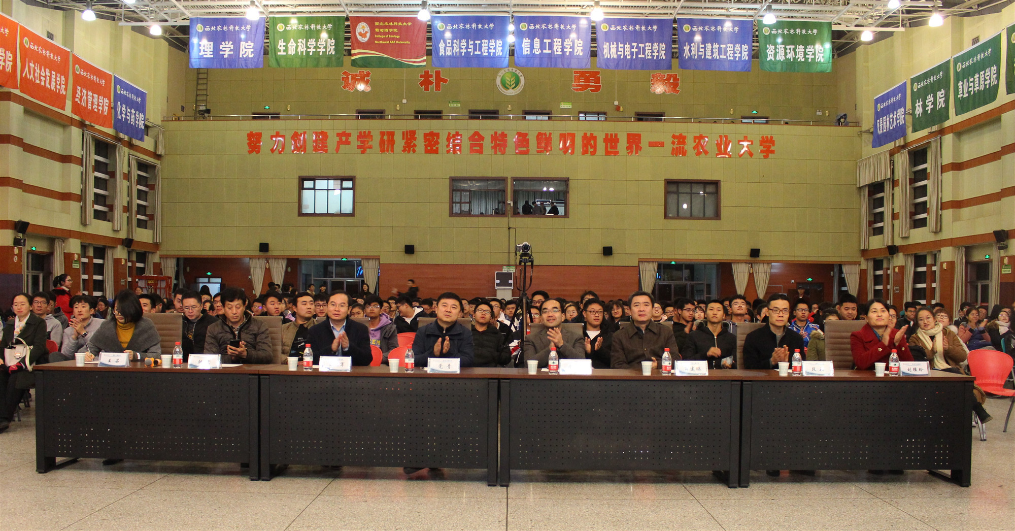 44beaf9eda2d4bd8a9432b127f3f99e6.jpg 44beaf9eda2d4bd8a9432b127f3f99e6.jpg